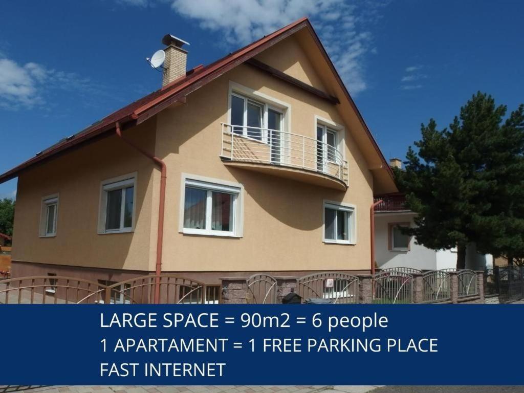 Apartment Amy ลิฟตอฟสกีมิคูลาช ภายนอก รูปภาพ
